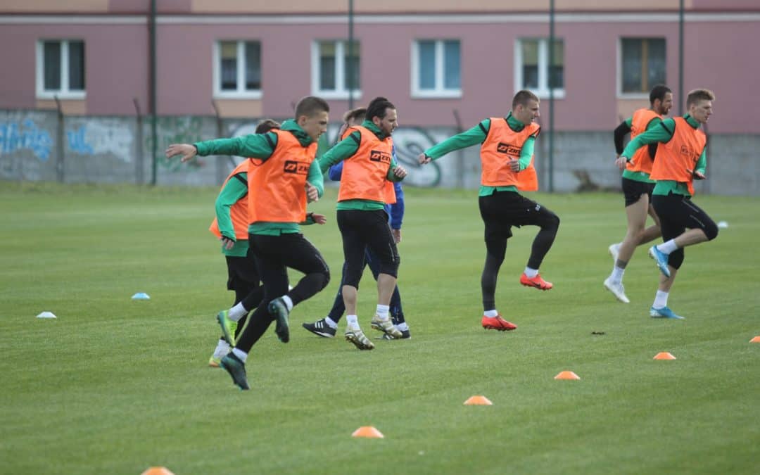 Sobotni trening piłkarzy Olimpii w obiektywie (FOTO)