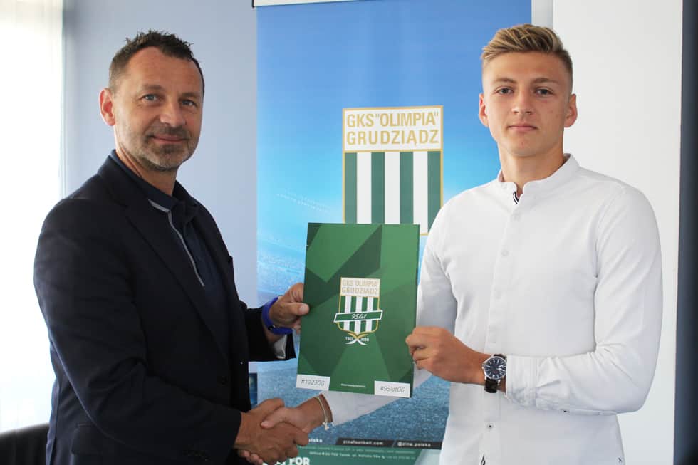 Oskar Kalenik podpisuje kontrakt z Olimpią Grudziądz!